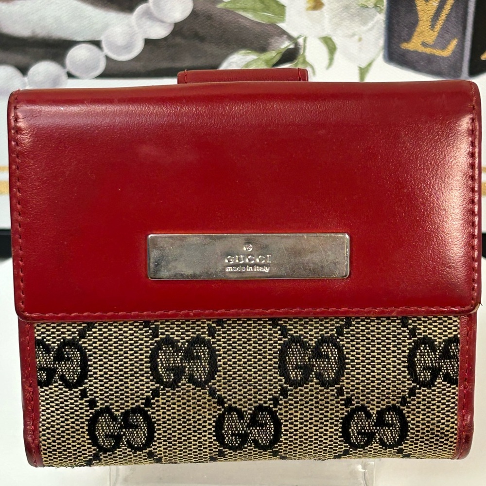 GUCCI Canvas/Leather Bifold Wallet ❤️